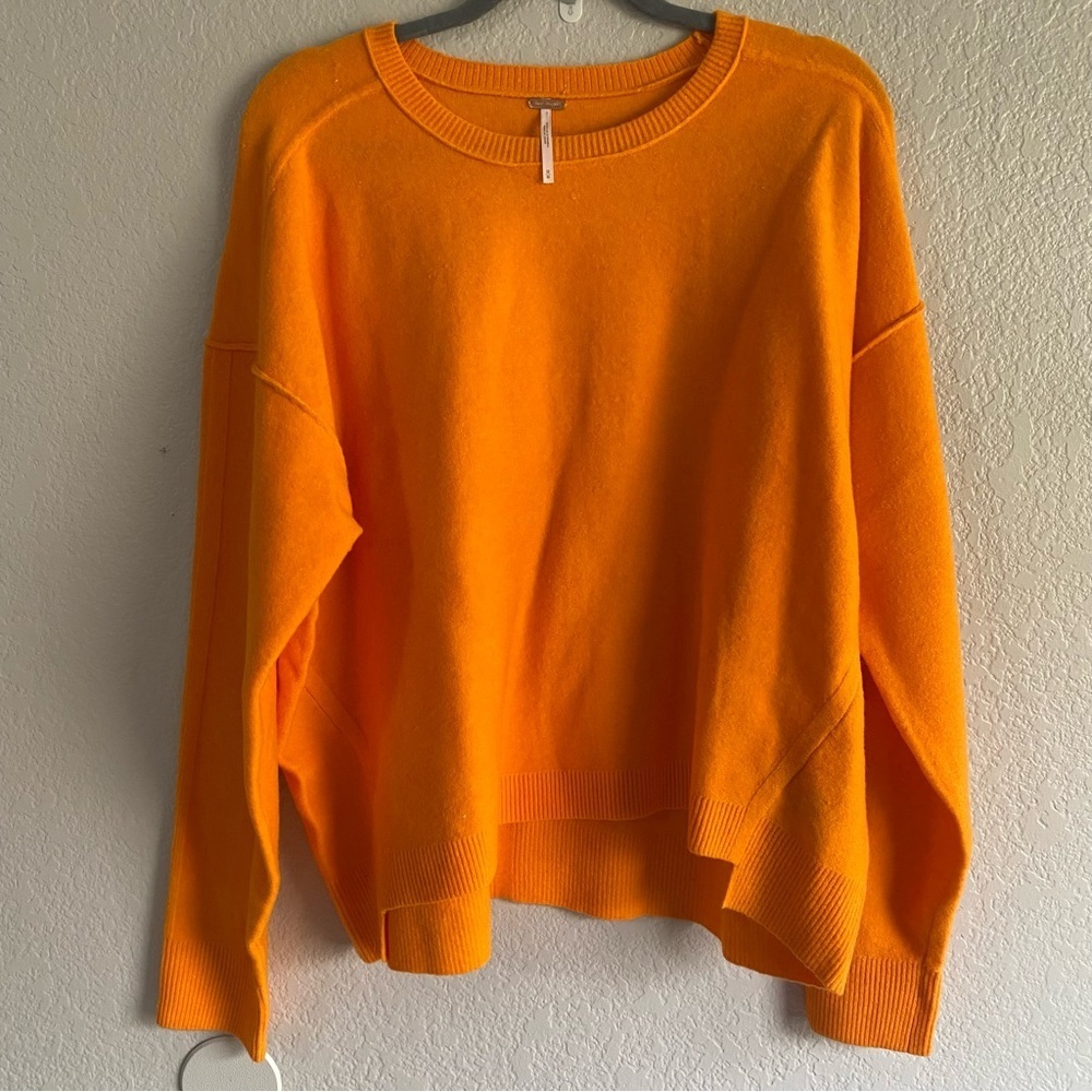 NEW FREE PEOPLE Luna Pullover sweater in Marigold $148